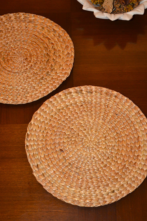 Water Hyacinth Dining Gift Set (Round)