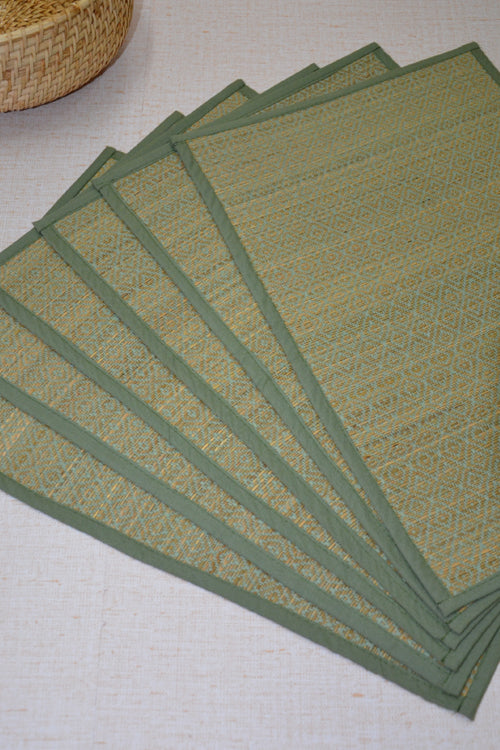 Madurkathi Diamond Placemats Pista Green (Set of 6)