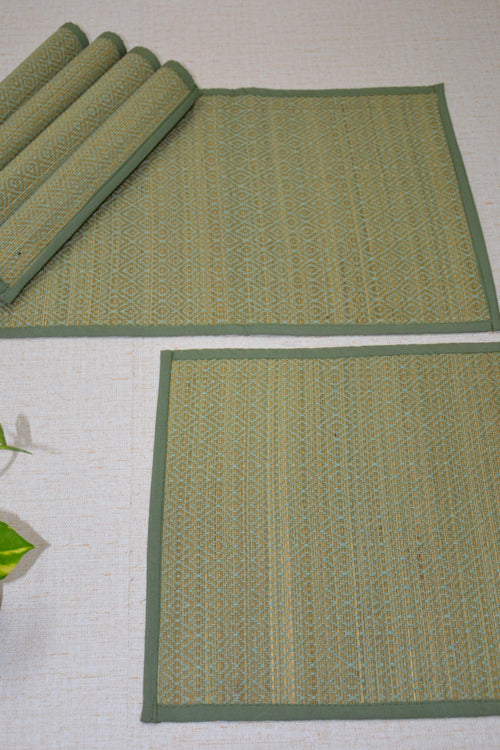 Madurkathi Diamond Placemats Pista Green (Set of 6)