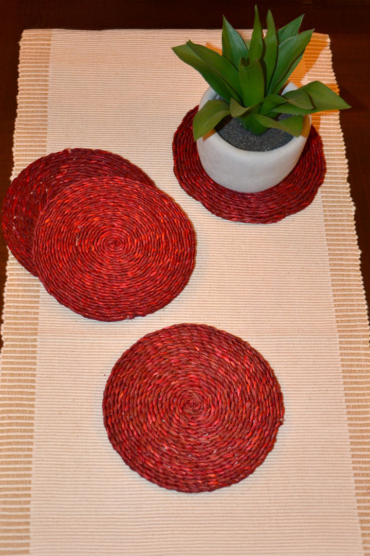 Sabai Grass Coasters Red (Set of 4)