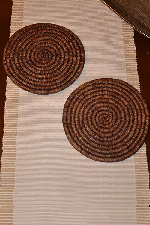 Sabai Grass & Palm Trivets Brown (Set of 2)