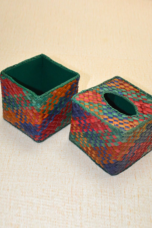 Screw Pine Boutique Tissue Box Bahar