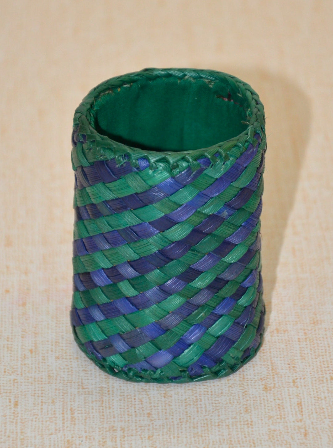 Screw Pine Pen Holder Green Blue