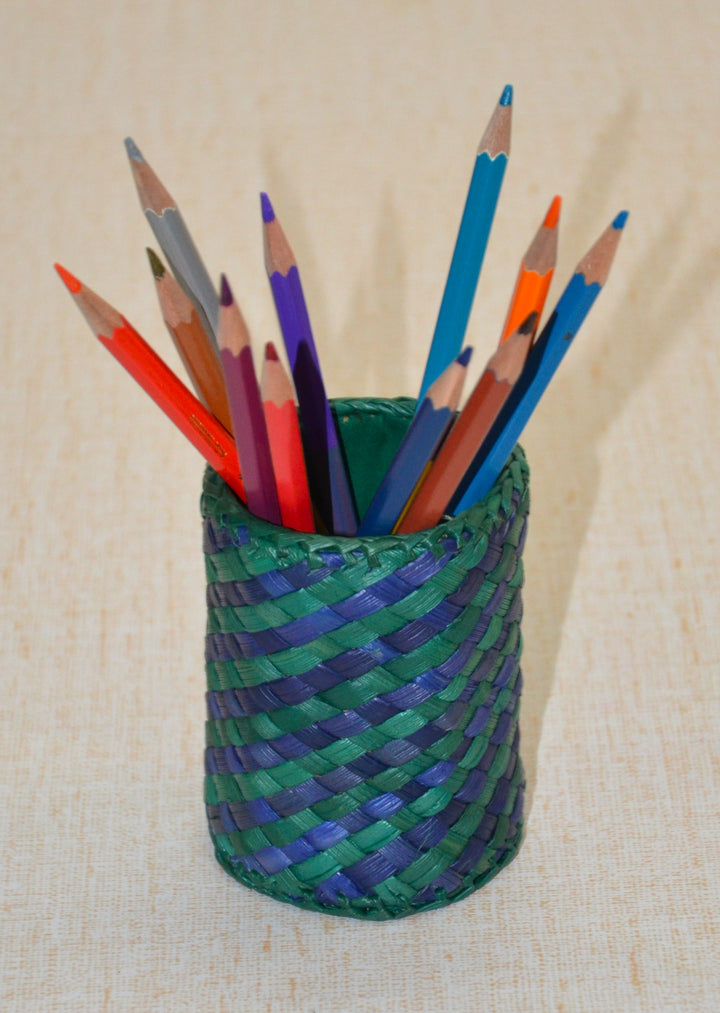 Screw Pine Pen Holder Green Blue