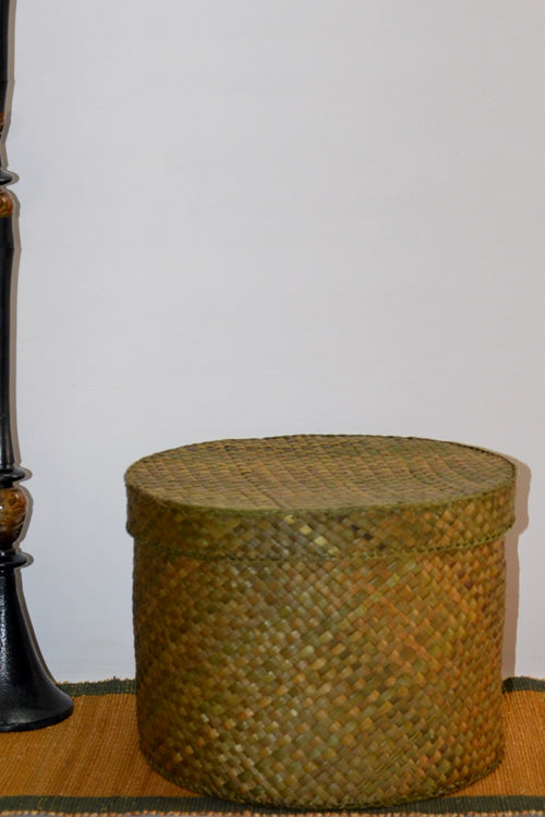Screw Pine Round Storage Box (Seaweed)