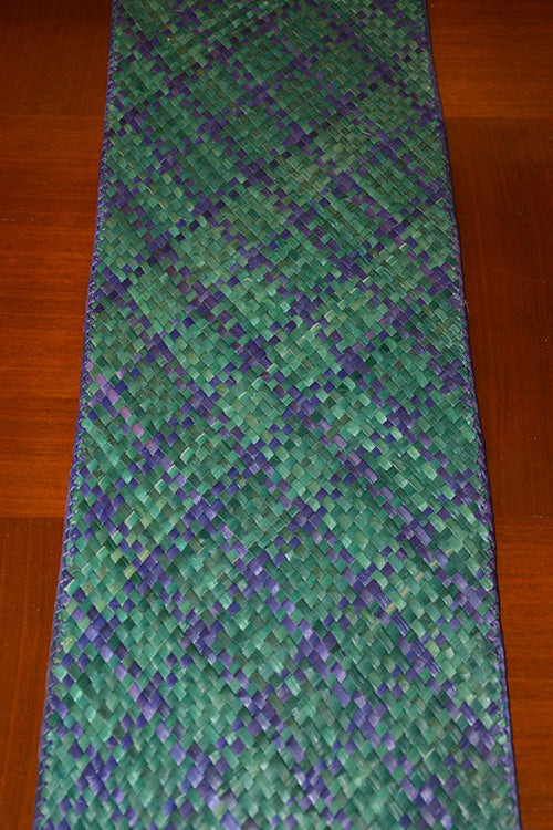 Screw Pine Table Runner (Green-Blue)