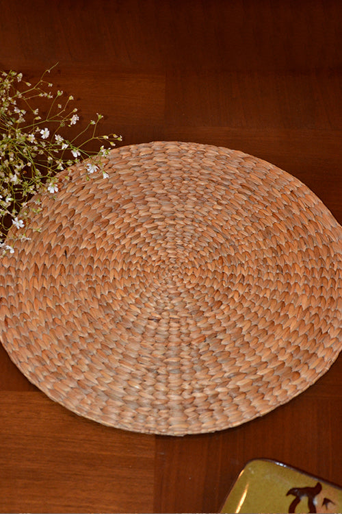 Water Hyacinth Round Mat Natural (15inch)