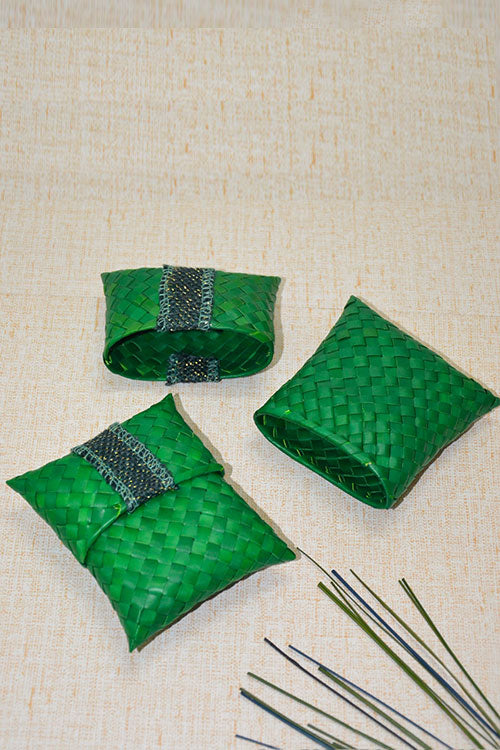 Palm Leaf Gift & Utility Pouch Green (Set of 2)