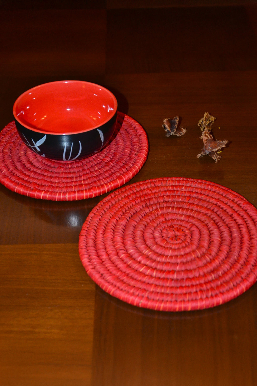 Sabai Grass & Palm Trivets Red (Set of 2)