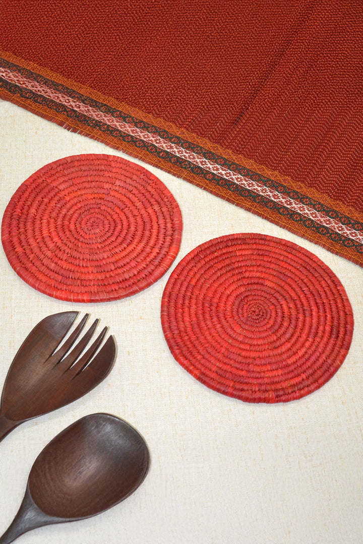 Sabai Grass & Palm Trivets Red (Set of 2)