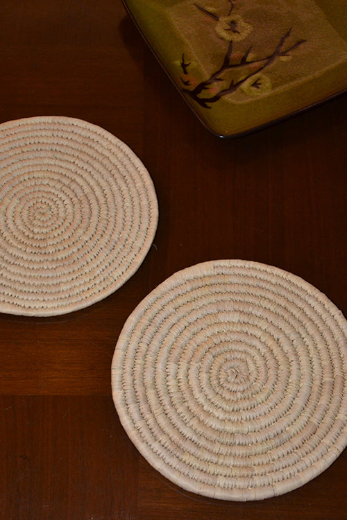 Sabai Grass & Palm Trivets Natural (Set of 2)