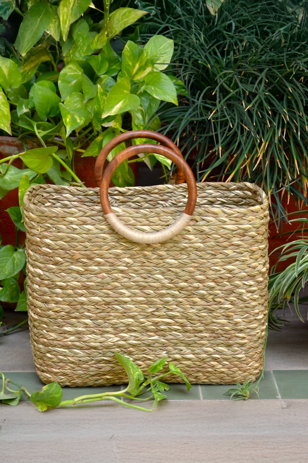 Sabai Grass Hand Basket Bag Natural