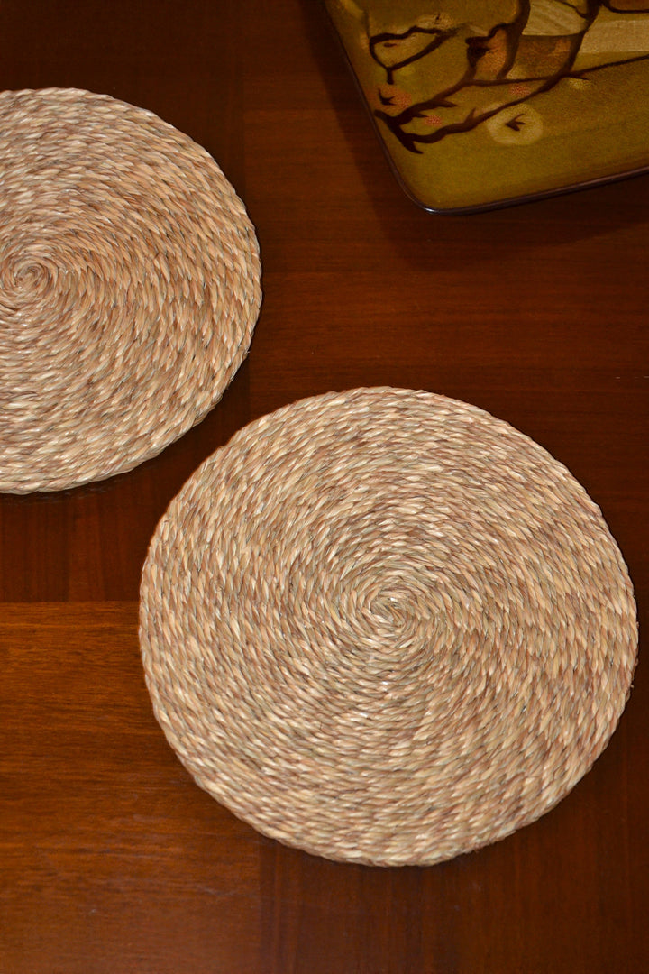 Sabai Grass Trivets Natural (Set of 2)