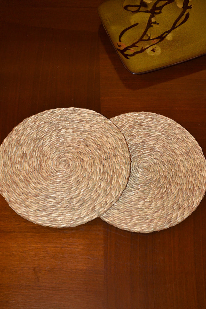 Sabai Grass Trivets Natural (Set of 2)