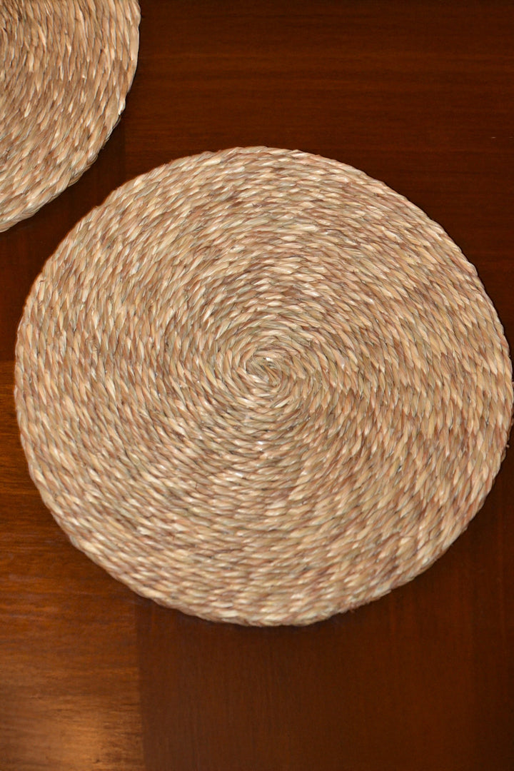 Sabai Grass Trivets Natural (Set of 2)