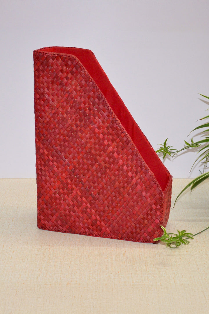 Screw Pine Magazine & File Holder Red